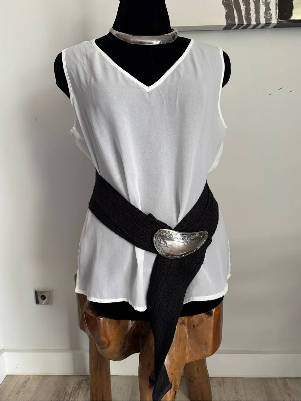Vintage Boho Black Chunky Knit & Silver Tone Large Concho Belt w Adjustable Fit